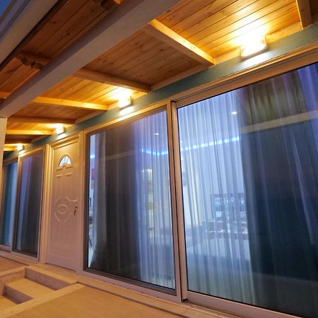 Twins Villa Sarandë Exteriér fotografie