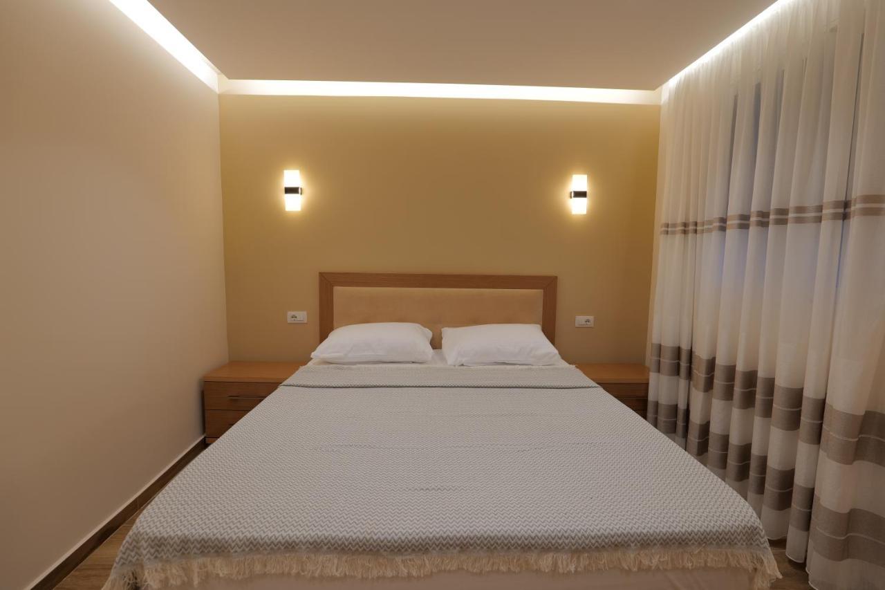 Twins Villa Sarandë Exteriér fotografie
