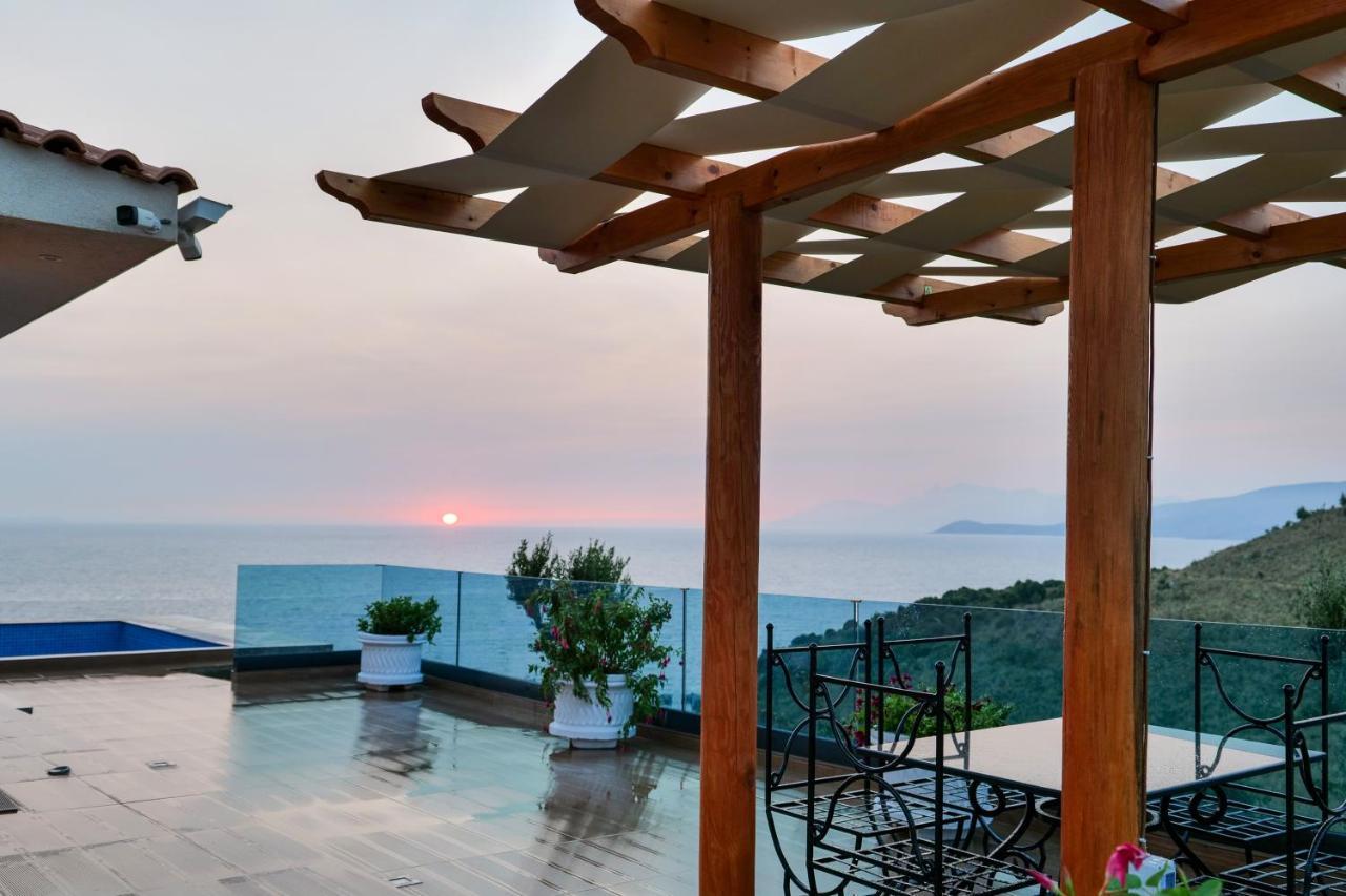 Twins Villa Sarandë Exteriér fotografie