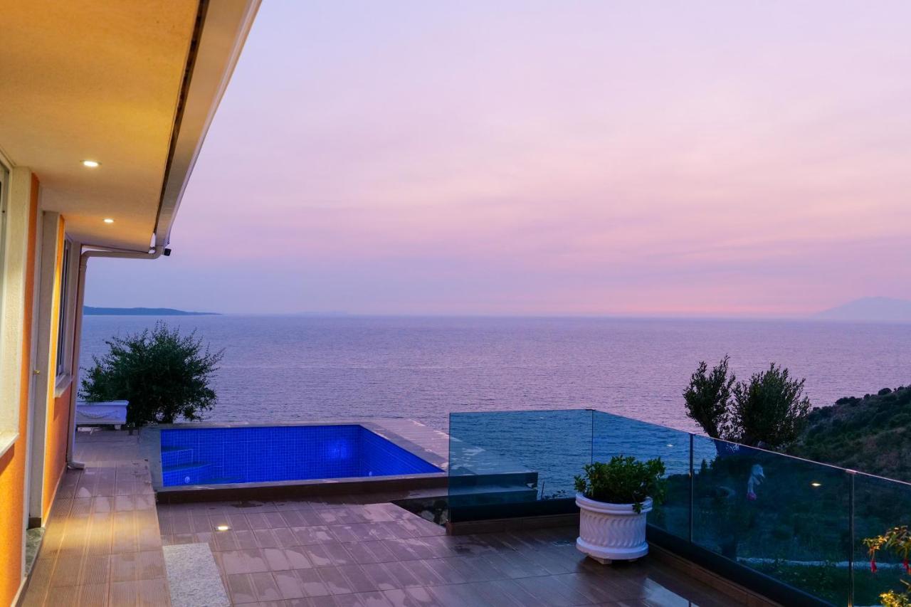 Twins Villa Sarandë Exteriér fotografie