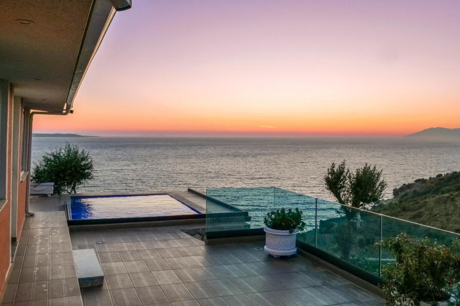 Twins Villa Sarandë Exteriér fotografie