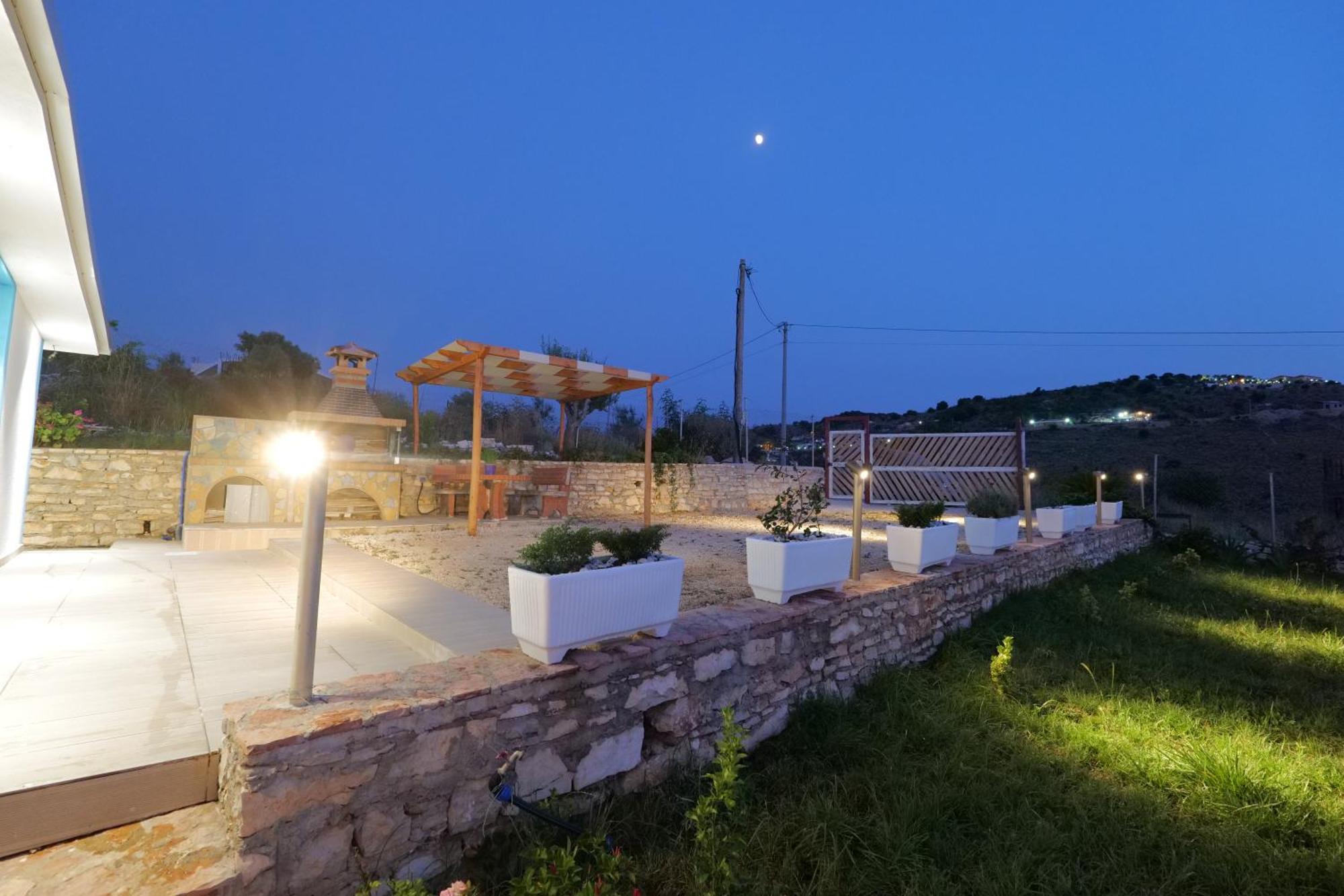 Twins Villa Sarandë Exteriér fotografie